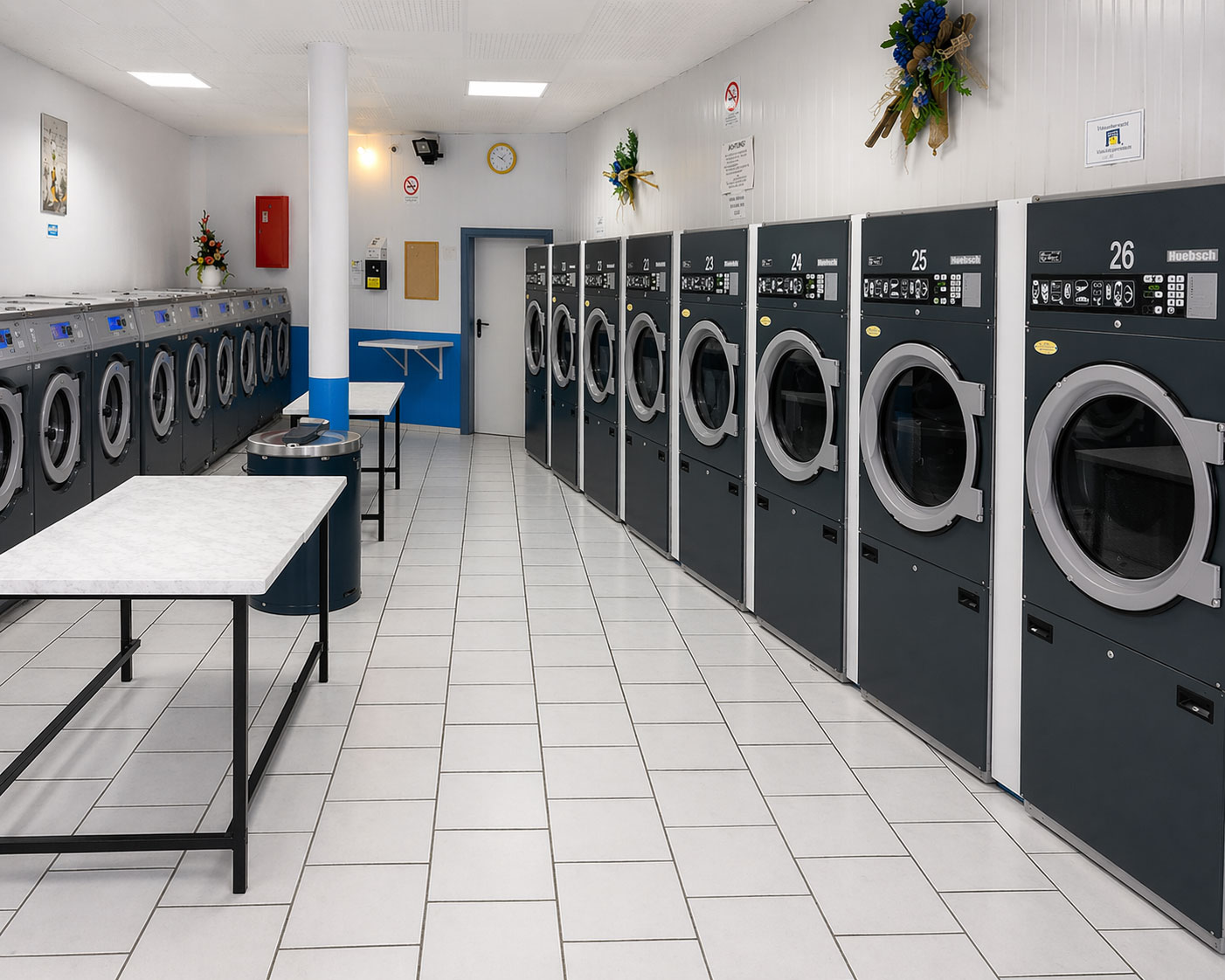 Waschsalon Brückenstraße Maschinen